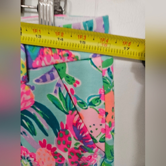 Lilly Pulitzer Jayne Knit Shorts in the "Me and My Zesty" print - Picture 5 of 5